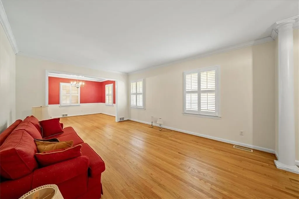 6681 Castleton Drive, Atlanta, Georgia 30328, 4 Bedrooms Bedrooms, ,2 BathroomsBathrooms,Residential,Sold,6681 Castleton Drive,7478102