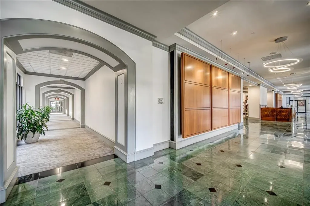 795 Hammond Drive Unit 909, Sandy Springs, Georgia 30328, 1 Bedroom Bedrooms, ,1 BathroomBathrooms,Residential,Sold,795 Hammond Drive Unit 909,6930770
