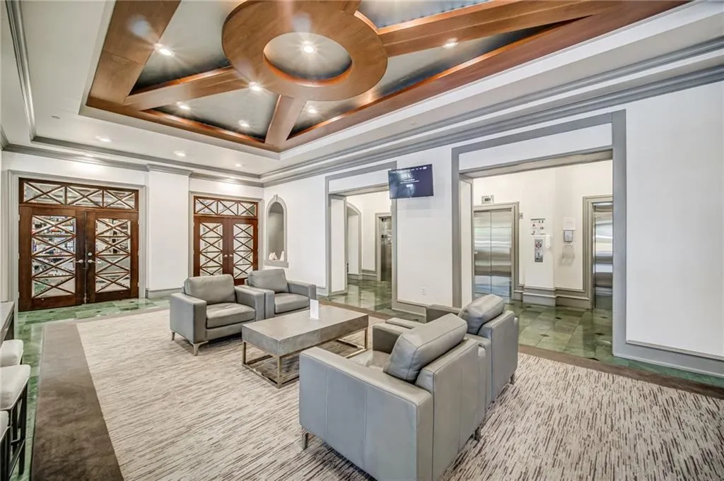 795 Hammond Drive Unit 909, Sandy Springs, Georgia 30328, 1 Bedroom Bedrooms, ,1 BathroomBathrooms,Residential,Sold,795 Hammond Drive Unit 909,6930770