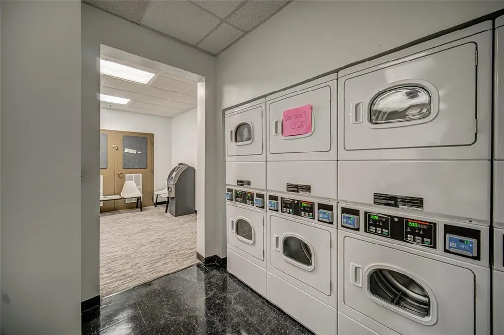 795 Hammond Drive Unit 909, Sandy Springs, Georgia 30328, 1 Bedroom Bedrooms, ,1 BathroomBathrooms,Residential,Sold,795 Hammond Drive Unit 909,6930770