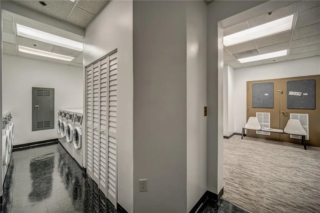 795 Hammond Drive Unit 909, Sandy Springs, Georgia 30328, 1 Bedroom Bedrooms, ,1 BathroomBathrooms,Residential,Sold,795 Hammond Drive Unit 909,6930770
