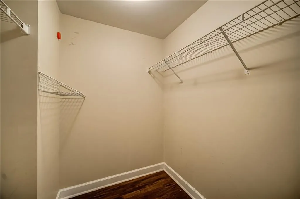 795 Hammond Drive Unit 909, Sandy Springs, Georgia 30328, 1 Bedroom Bedrooms, ,1 BathroomBathrooms,Residential,Sold,795 Hammond Drive Unit 909,6930770