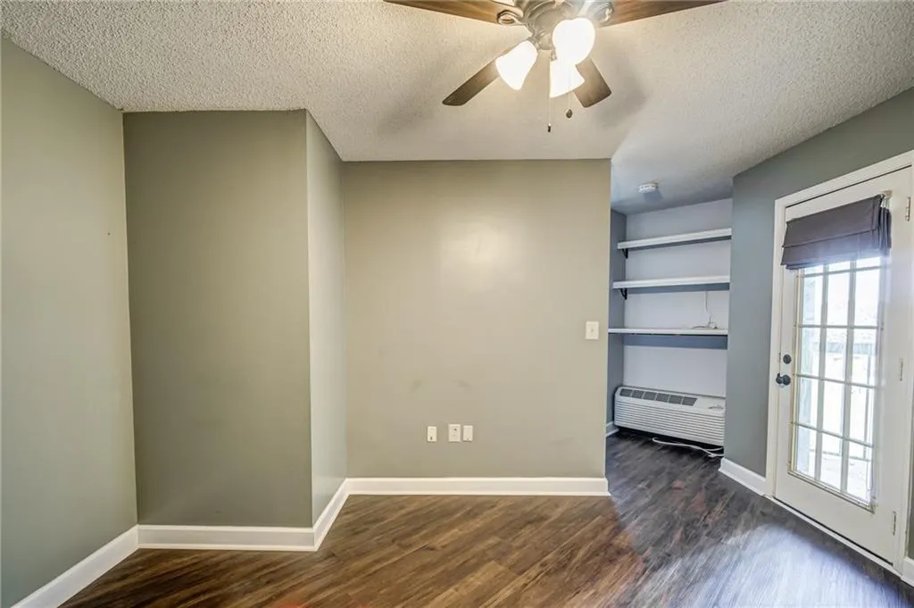 795 Hammond Drive Unit 909, Sandy Springs, Georgia 30328, 1 Bedroom Bedrooms, ,1 BathroomBathrooms,Residential,Sold,795 Hammond Drive Unit 909,6930770