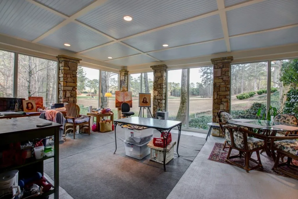9030 Huntcliff Trace, Sandy Springs, Georgia 30350, 4 Bedrooms Bedrooms, ,3 BathroomsBathrooms,Residential,Sold,9030 Huntcliff Trace,5709884