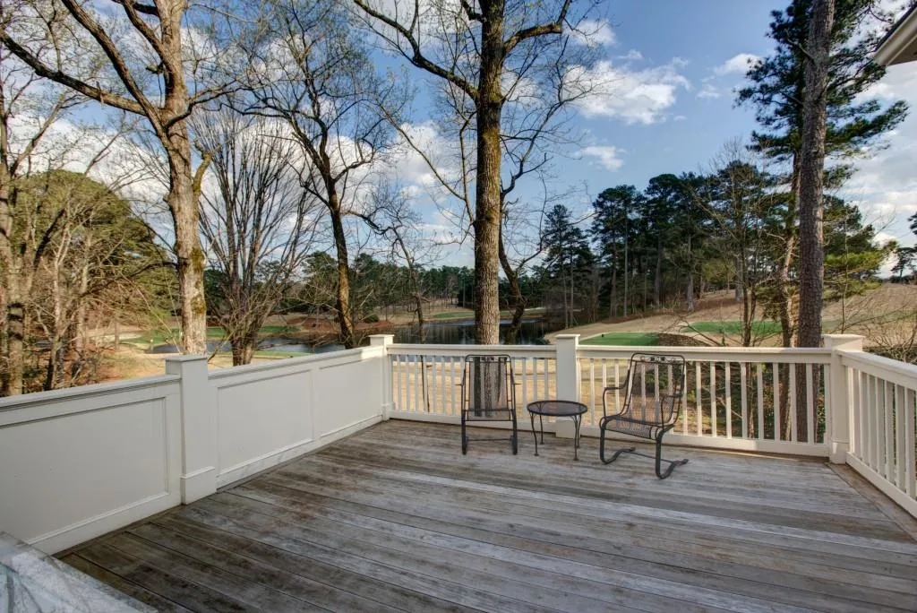 9030 Huntcliff Trace, Sandy Springs, Georgia 30350, 4 Bedrooms Bedrooms, ,3 BathroomsBathrooms,Residential,Sold,9030 Huntcliff Trace,5709884