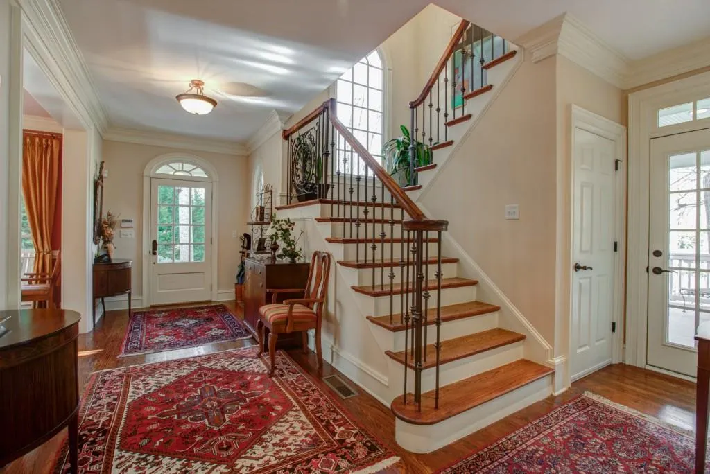 9030 Huntcliff Trace, Sandy Springs, Georgia 30350, 4 Bedrooms Bedrooms, ,3 BathroomsBathrooms,Residential,Sold,9030 Huntcliff Trace,5709884