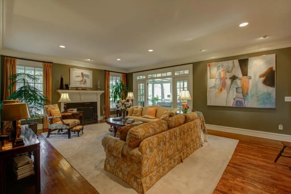 9030 Huntcliff Trace, Sandy Springs, Georgia 30350, 4 Bedrooms Bedrooms, ,3 BathroomsBathrooms,Residential,Sold,9030 Huntcliff Trace,5709884