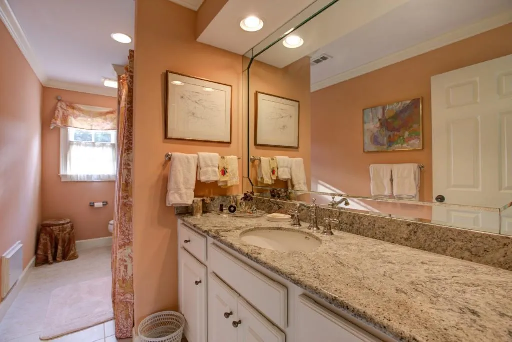 9030 Huntcliff Trace, Sandy Springs, Georgia 30350, 4 Bedrooms Bedrooms, ,3 BathroomsBathrooms,Residential,Sold,9030 Huntcliff Trace,5709884