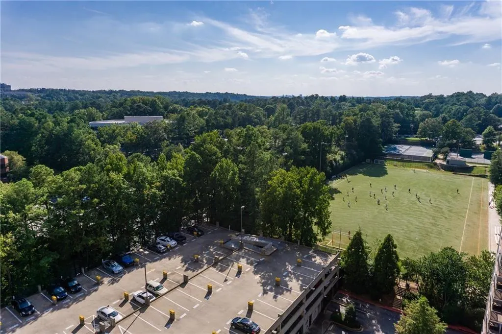 795 Hammond Drive Unit 201, Atlanta, Georgia 30328, 2 Bedrooms Bedrooms, ,1 BathroomBathrooms,Residential,Sold,795 Hammond Drive Unit 201,5948338