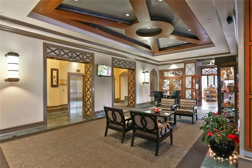 795 Hammond Drive Unit 201, Atlanta, Georgia 30328, 2 Bedrooms Bedrooms, ,1 BathroomBathrooms,Residential,Sold,795 Hammond Drive Unit 201,5948338