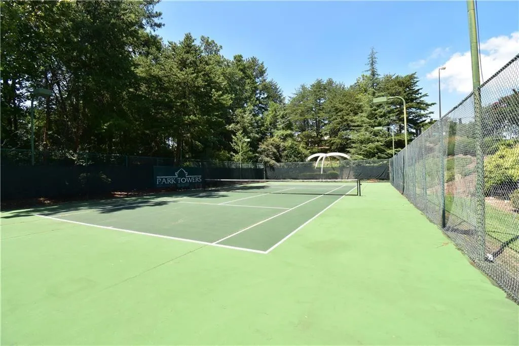 795 Hammond Drive Unit 201, Atlanta, Georgia 30328, 2 Bedrooms Bedrooms, ,1 BathroomBathrooms,Residential,Sold,795 Hammond Drive Unit 201,5948338