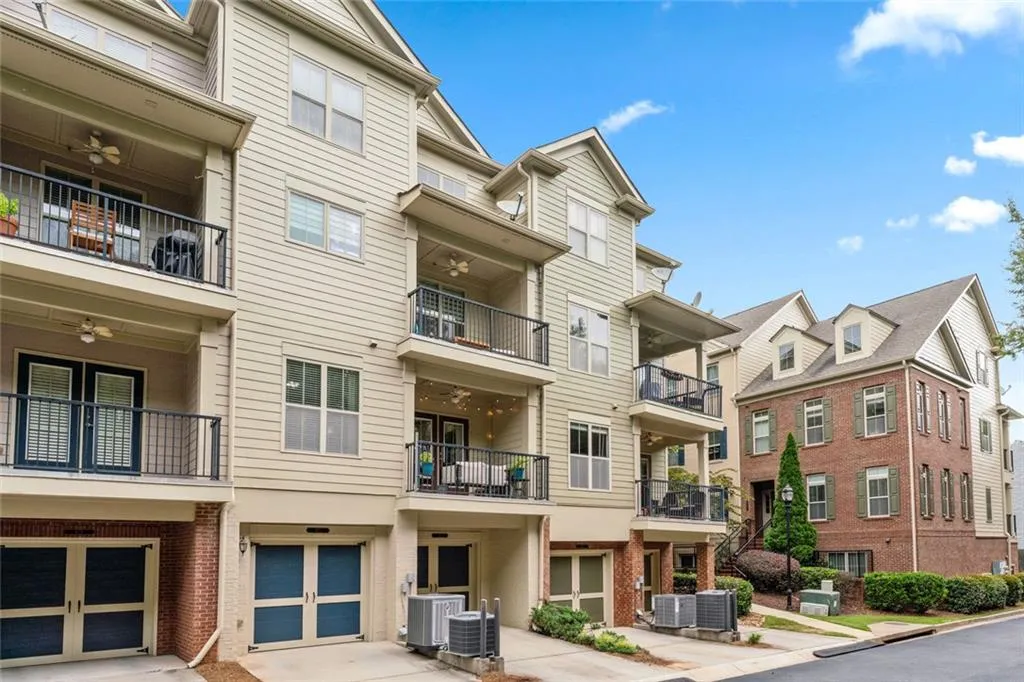 869 Perennial Drive Unit 107, Atlanta, Georgia 30328, 2 Bedrooms Bedrooms, ,2 BathroomsBathrooms,Residential,For Sale,869 Perennial Drive Unit 107,7631946