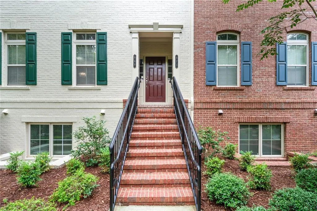 869 Perennial Drive Unit 107, Atlanta, Georgia 30328, 2 Bedrooms Bedrooms, ,2 BathroomsBathrooms,Residential,For Sale,869 Perennial Drive Unit 107,7631946
