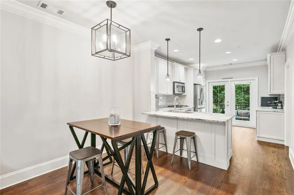 869 Perennial Drive Unit 107, Atlanta, Georgia 30328, 2 Bedrooms Bedrooms, ,2 BathroomsBathrooms,Residential,For Sale,869 Perennial Drive Unit 107,7631946