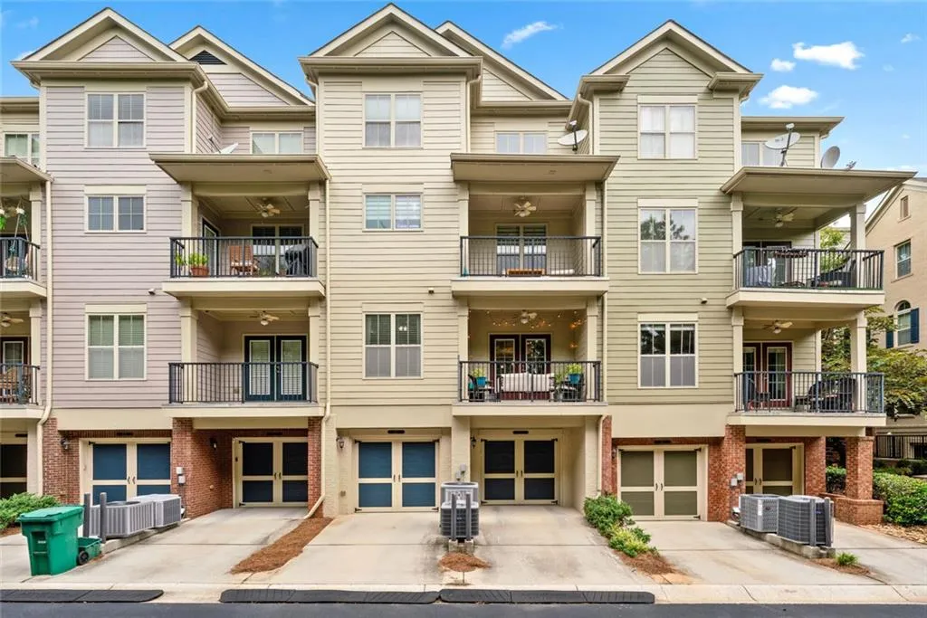 869 Perennial Drive Unit 107, Atlanta, Georgia 30328, 2 Bedrooms Bedrooms, ,2 BathroomsBathrooms,Residential,For Sale,869 Perennial Drive Unit 107,7631946