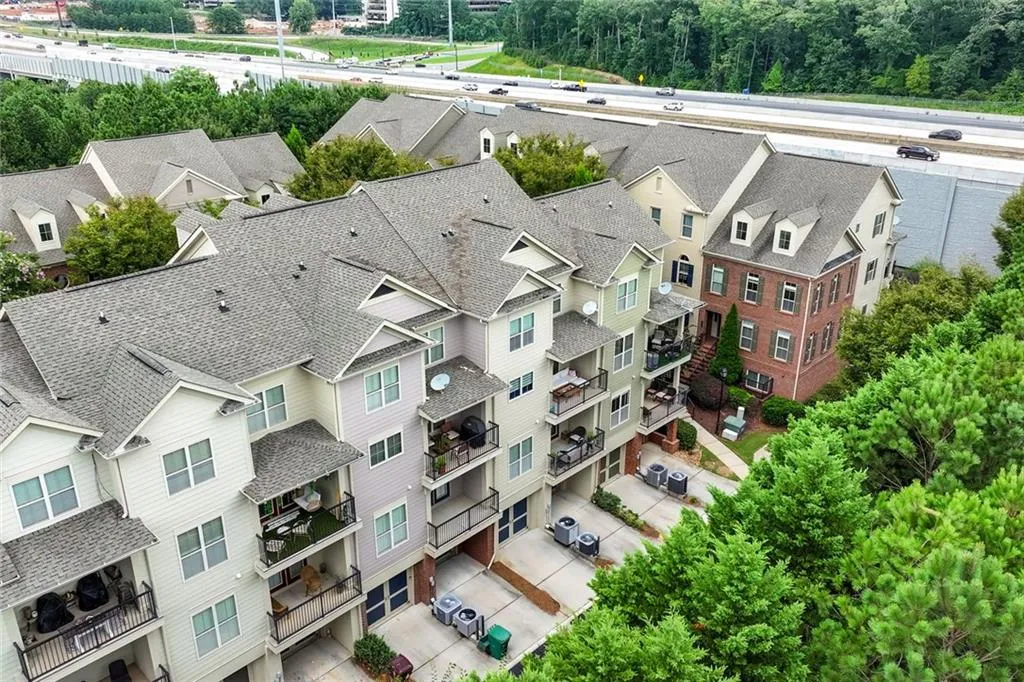 869 Perennial Drive Unit 107, Atlanta, Georgia 30328, 2 Bedrooms Bedrooms, ,2 BathroomsBathrooms,Residential,For Sale,869 Perennial Drive Unit 107,7631946