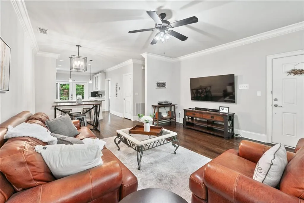 869 Perennial Drive Unit 107, Atlanta, Georgia 30328, 2 Bedrooms Bedrooms, ,2 BathroomsBathrooms,Residential,For Sale,869 Perennial Drive Unit 107,7631946