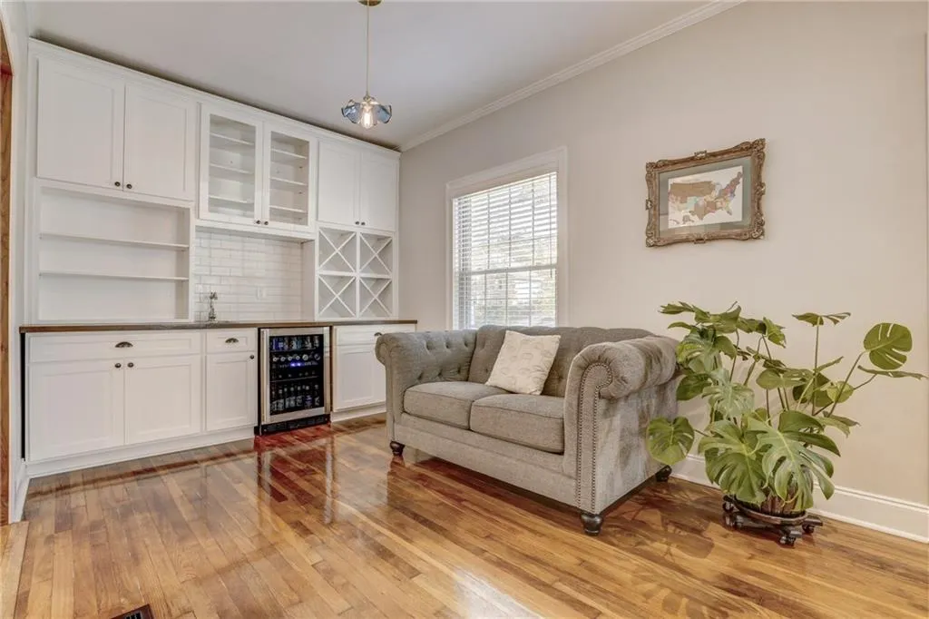 605 Pelham Road, Atlanta, Georgia 30324, 3 Bedrooms Bedrooms, ,3 BathroomsBathrooms,Residential,Sold,605 Pelham Road,5998712