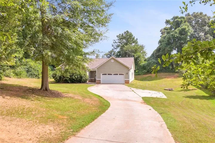 662 Carla Court, Winder, Georgia 30680