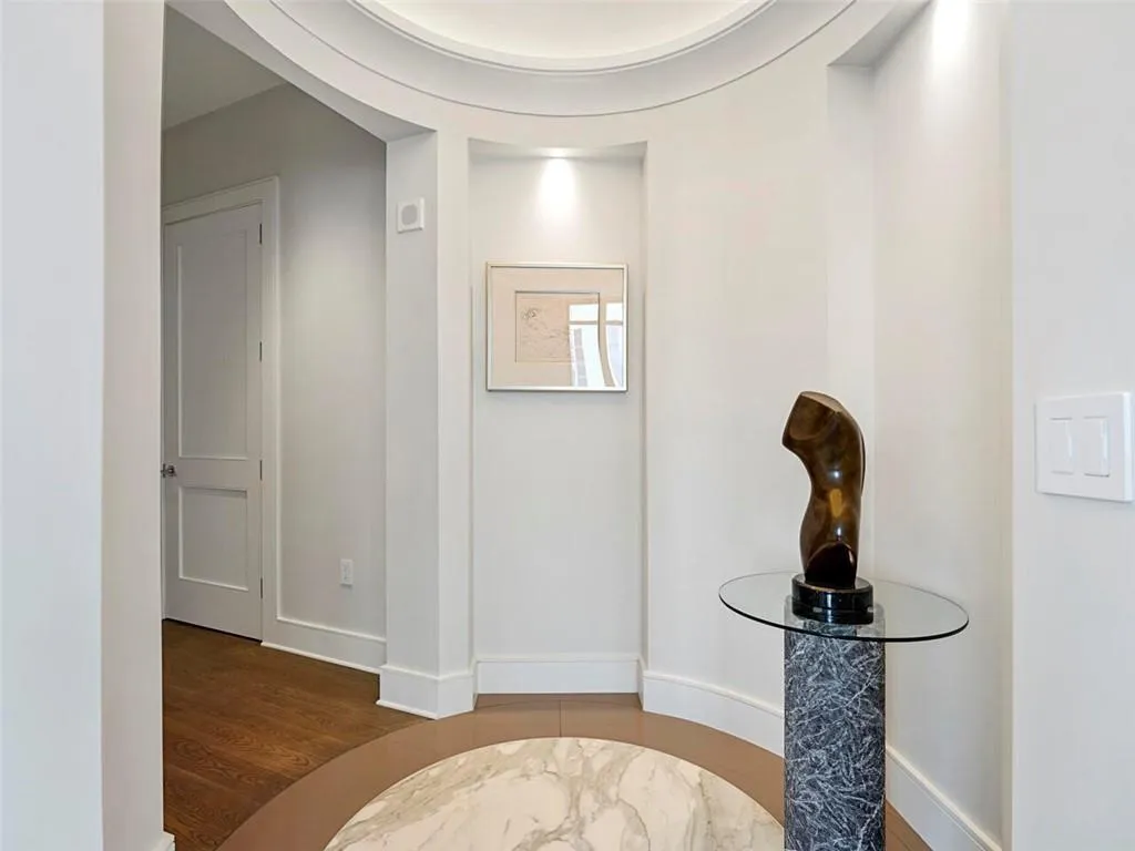 3376 Peachtree Road Ne Unit 44b, Atlanta, Georgia 30326, 3 Bedrooms Bedrooms, ,3 BathroomsBathrooms,Residential,For Sale,3376 Peachtree Road Ne Unit 44b,7648947
