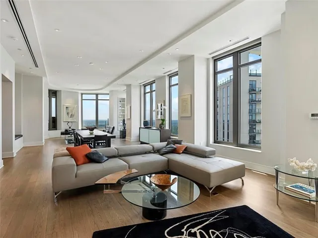 3376 Peachtree Road Ne Unit 44b, Atlanta, Georgia 30326
