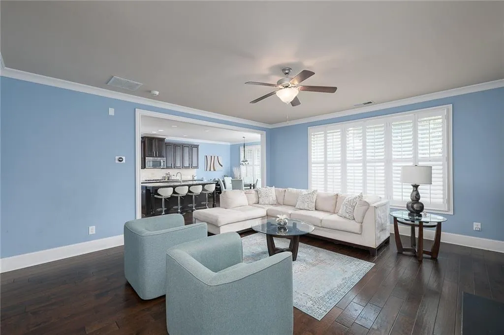 7710 Highland Bluff, Sandy Springs, Georgia 30328, 3 Bedrooms Bedrooms, ,2 BathroomsBathrooms,Residential,Sold,7710 Highland Bluff,7077535
