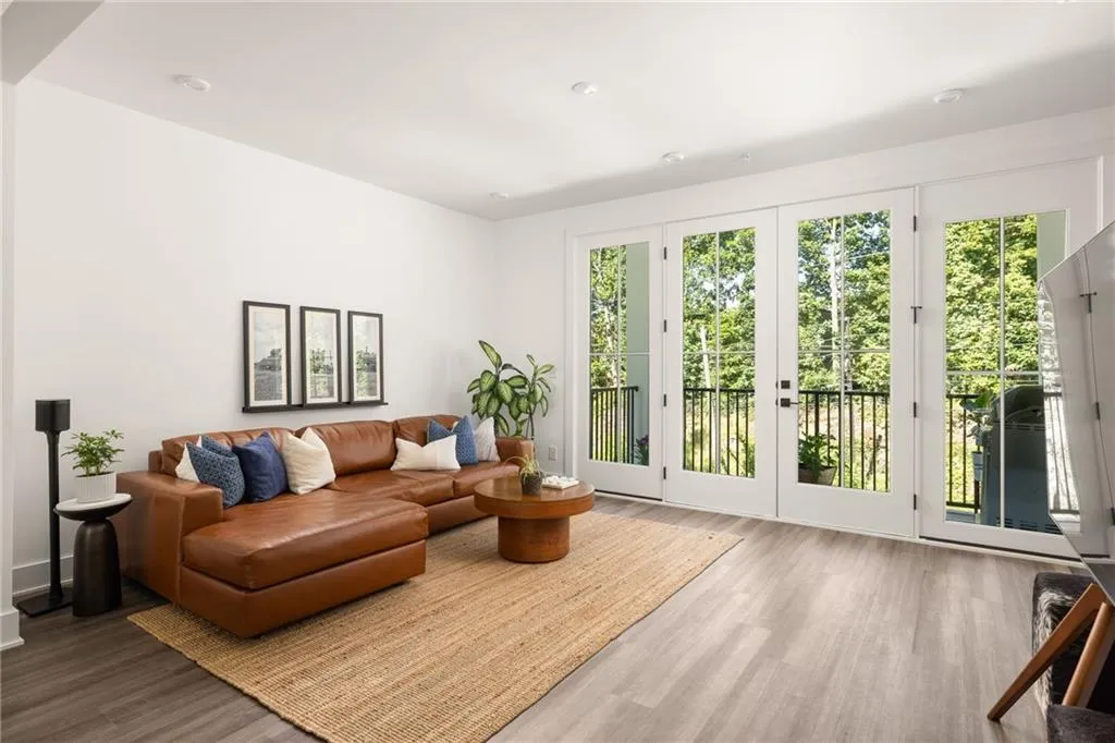 1788 Peach Blossom Lane, Atlanta, Georgia 30324, 3 Bedrooms Bedrooms, ,3 BathroomsBathrooms,Residential,For Sale,1788 Peach Blossom Lane,7642858