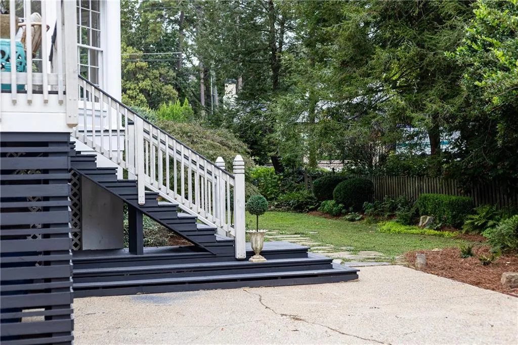 435 Woodward Way Nw, Atlanta, Georgia 30305, 4 Bedrooms Bedrooms, ,4 BathroomsBathrooms,Residential,For Sale,435 Woodward Way Nw,7658735
