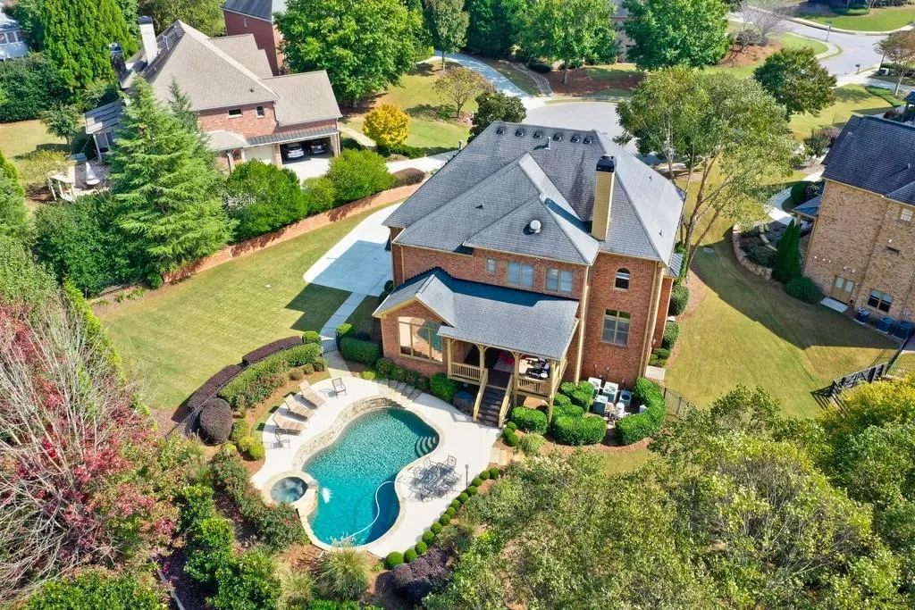 472 Meadow Watch Lane, Sandy Springs, Georgia 30350, 6 Bedrooms Bedrooms, ,6 BathroomsBathrooms,Residential,Sold,472 Meadow Watch Lane,6797262