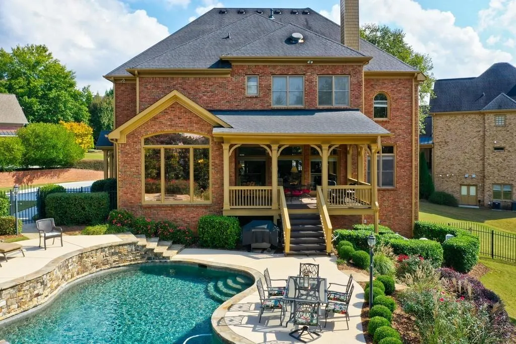 472 Meadow Watch Lane, Sandy Springs, Georgia 30350, 6 Bedrooms Bedrooms, ,6 BathroomsBathrooms,Residential,Sold,472 Meadow Watch Lane,6797262