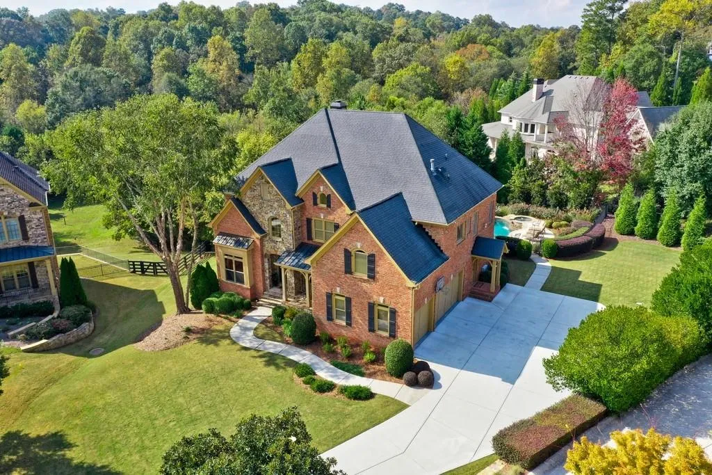 472 Meadow Watch Lane, Sandy Springs, Georgia 30350, 6 Bedrooms Bedrooms, ,6 BathroomsBathrooms,Residential,Sold,472 Meadow Watch Lane,6797262