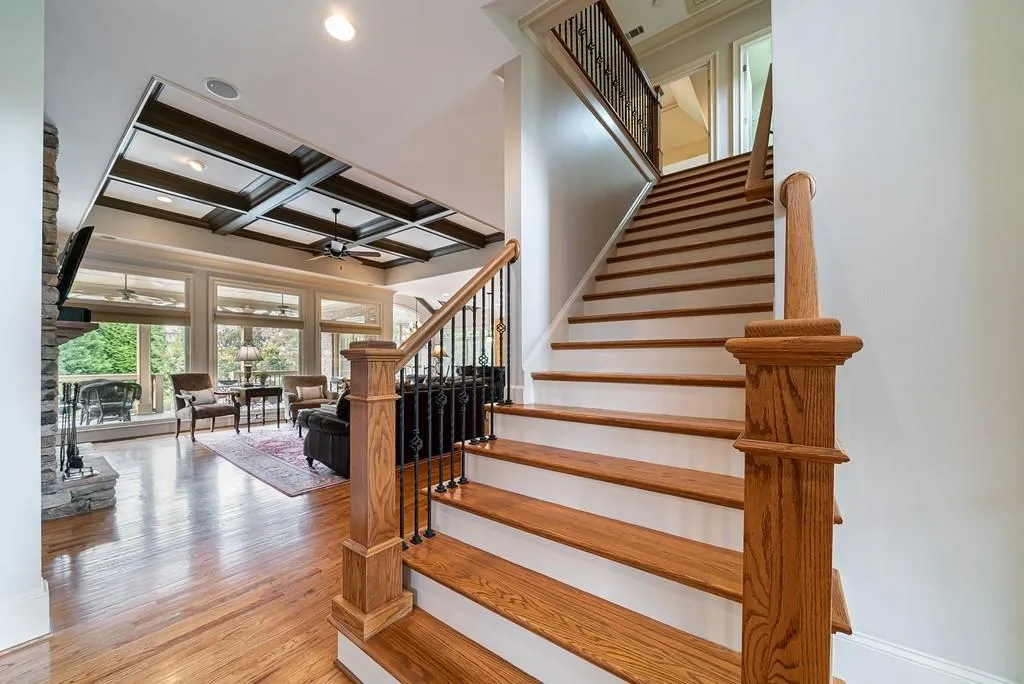 472 Meadow Watch Lane, Sandy Springs, Georgia 30350, 6 Bedrooms Bedrooms, ,6 BathroomsBathrooms,Residential,Sold,472 Meadow Watch Lane,6797262