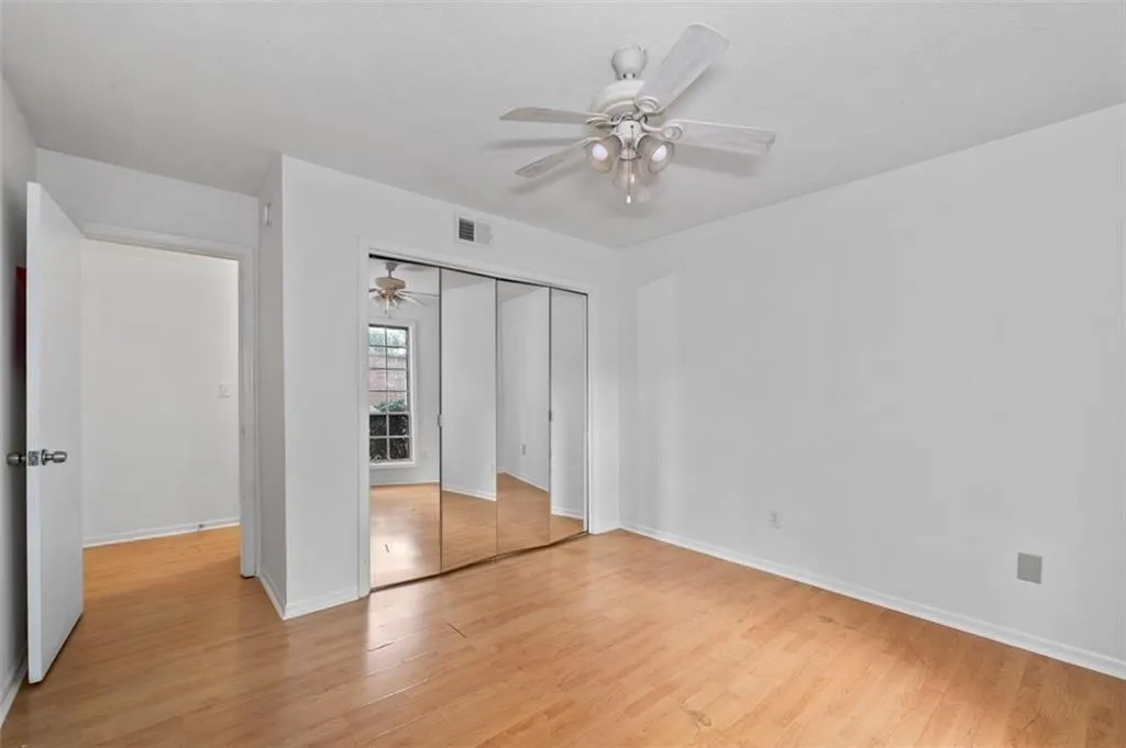 6851 Roswell Road Unit D28, Atlanta, Georgia 30328, 2 Bedrooms Bedrooms, ,2 BathroomsBathrooms,Residential,For Sale,6851 Roswell Road Unit D28,7657074