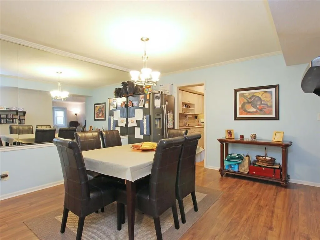 6851 Roswell Road Unit Q-3, Sandy Springs, Georgia 30328, 3 Bedrooms Bedrooms, ,2 BathroomsBathrooms,Residential,Sold,6851 Roswell Road Unit Q-3,5847652