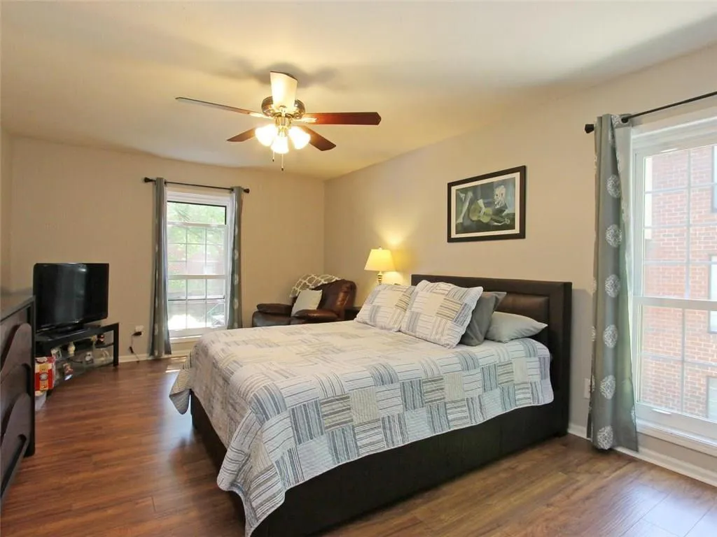 6851 Roswell Road Unit Q-3, Sandy Springs, Georgia 30328, 3 Bedrooms Bedrooms, ,2 BathroomsBathrooms,Residential,Sold,6851 Roswell Road Unit Q-3,5847652