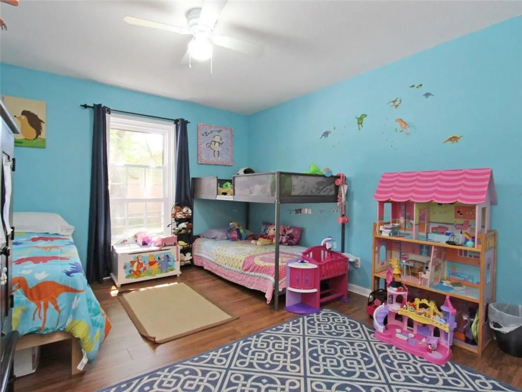 6851 Roswell Road Unit Q-3, Sandy Springs, Georgia 30328, 3 Bedrooms Bedrooms, ,2 BathroomsBathrooms,Residential,Sold,6851 Roswell Road Unit Q-3,5847652