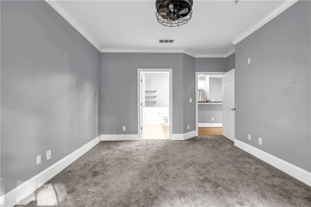 4100 Paces Walk Se Unit 2304, Atlanta, Georgia 30339, 3 Bedrooms Bedrooms, ,2 BathroomsBathrooms,Residential,For Sale,4100 Paces Walk Se Unit 2304,7613280