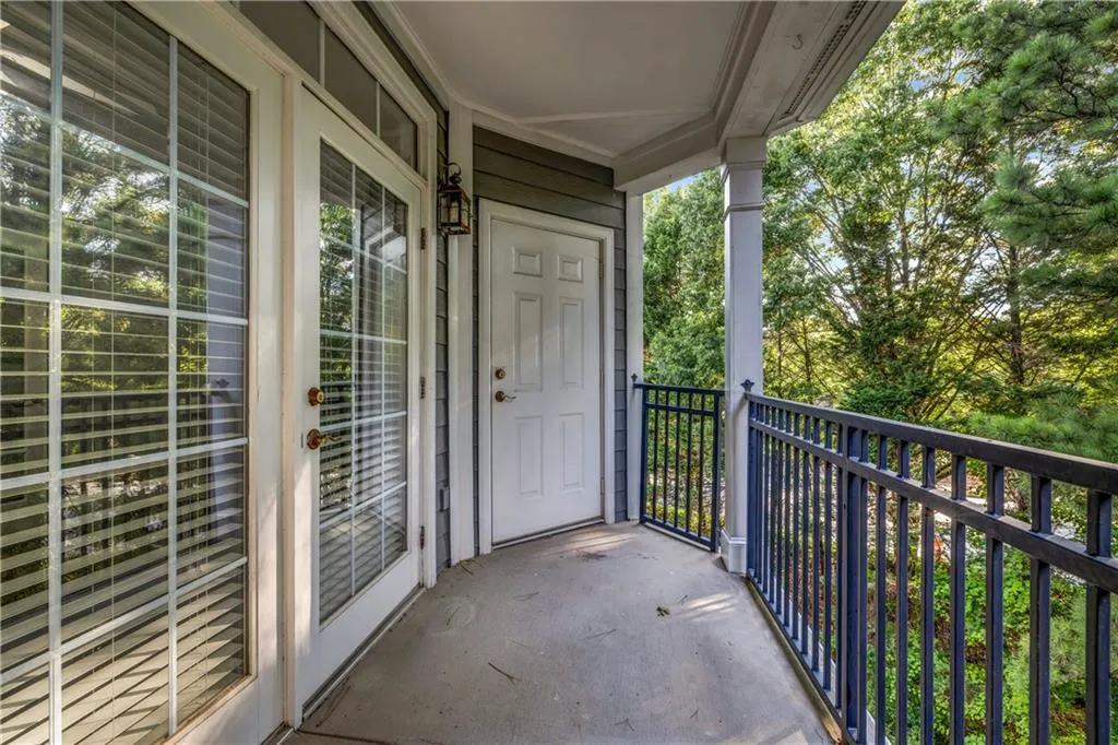 4100 Paces Walk Se Unit 2304, Atlanta, Georgia 30339, 3 Bedrooms Bedrooms, ,2 BathroomsBathrooms,Residential,For Sale,4100 Paces Walk Se Unit 2304,7613280