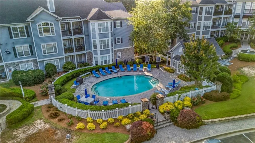4100 Paces Walk Se Unit 2304, Atlanta, Georgia 30339, 3 Bedrooms Bedrooms, ,2 BathroomsBathrooms,Residential,For Sale,4100 Paces Walk Se Unit 2304,7613280