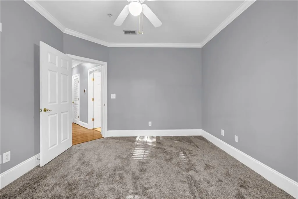 4100 Paces Walk Se Unit 2304, Atlanta, Georgia 30339, 3 Bedrooms Bedrooms, ,2 BathroomsBathrooms,Residential,For Sale,4100 Paces Walk Se Unit 2304,7613280