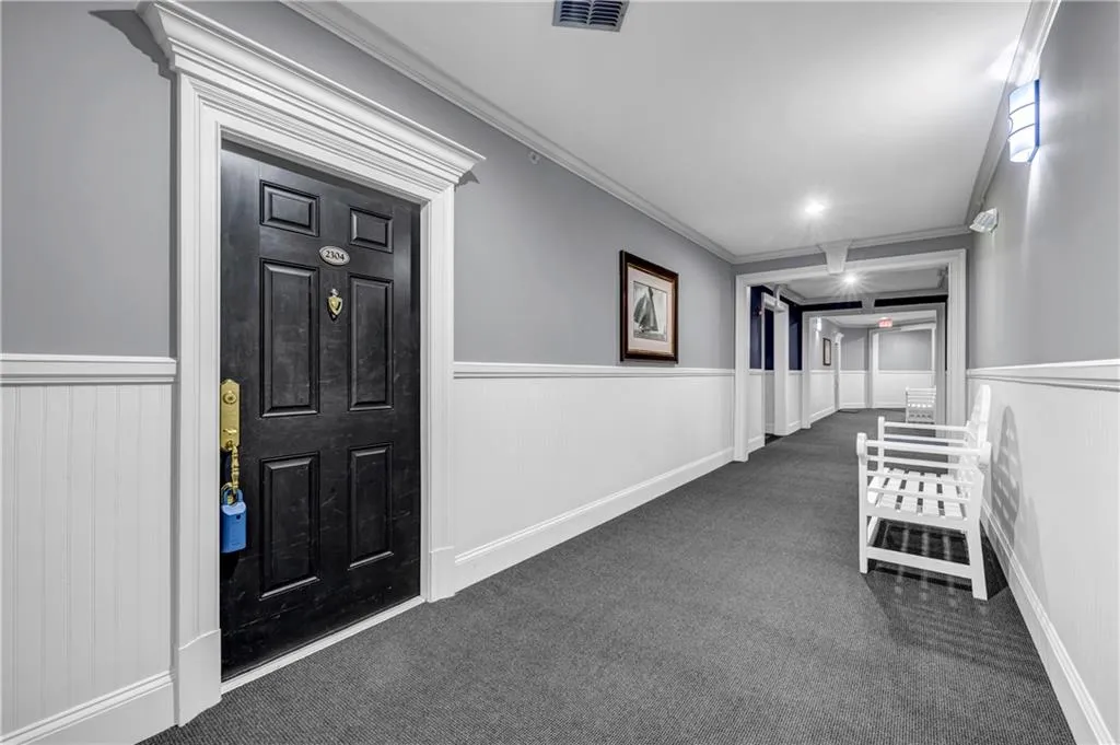 4100 Paces Walk Se Unit 2304, Atlanta, Georgia 30339, 3 Bedrooms Bedrooms, ,2 BathroomsBathrooms,Residential,For Sale,4100 Paces Walk Se Unit 2304,7613280