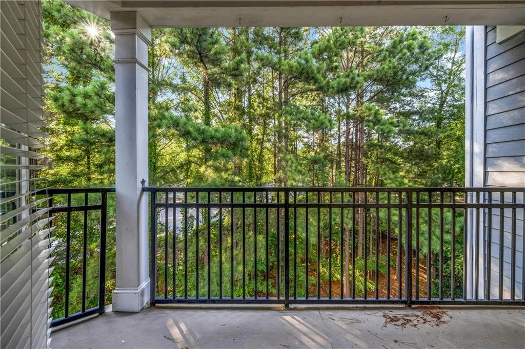 4100 Paces Walk Se Unit 2304, Atlanta, Georgia 30339, 3 Bedrooms Bedrooms, ,2 BathroomsBathrooms,Residential,For Sale,4100 Paces Walk Se Unit 2304,7613280