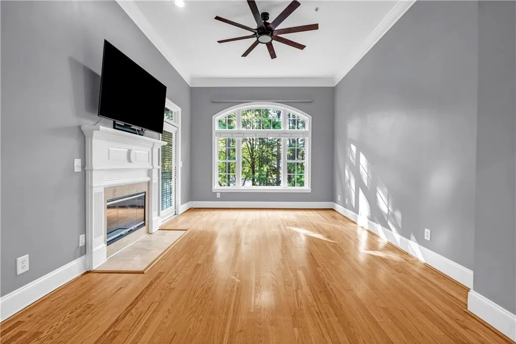 4100 Paces Walk Se Unit 2304, Atlanta, Georgia 30339, 3 Bedrooms Bedrooms, ,2 BathroomsBathrooms,Residential,For Sale,4100 Paces Walk Se Unit 2304,7613280
