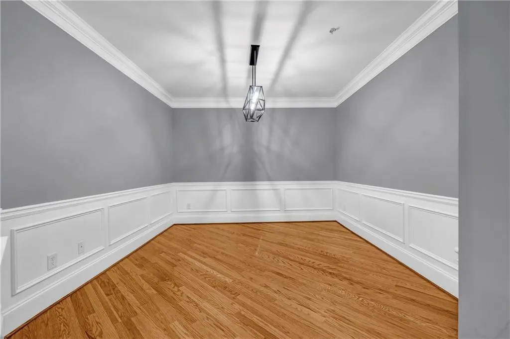 4100 Paces Walk Se Unit 2304, Atlanta, Georgia 30339, 3 Bedrooms Bedrooms, ,2 BathroomsBathrooms,Residential,For Sale,4100 Paces Walk Se Unit 2304,7613280