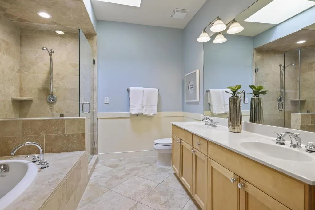 273 12th Street Ne Unit 421, Atlanta, Georgia 30309, 2 Bedrooms Bedrooms, ,2 BathroomsBathrooms,Residential,For Sale,273 12th Street Ne Unit 421,7571595
