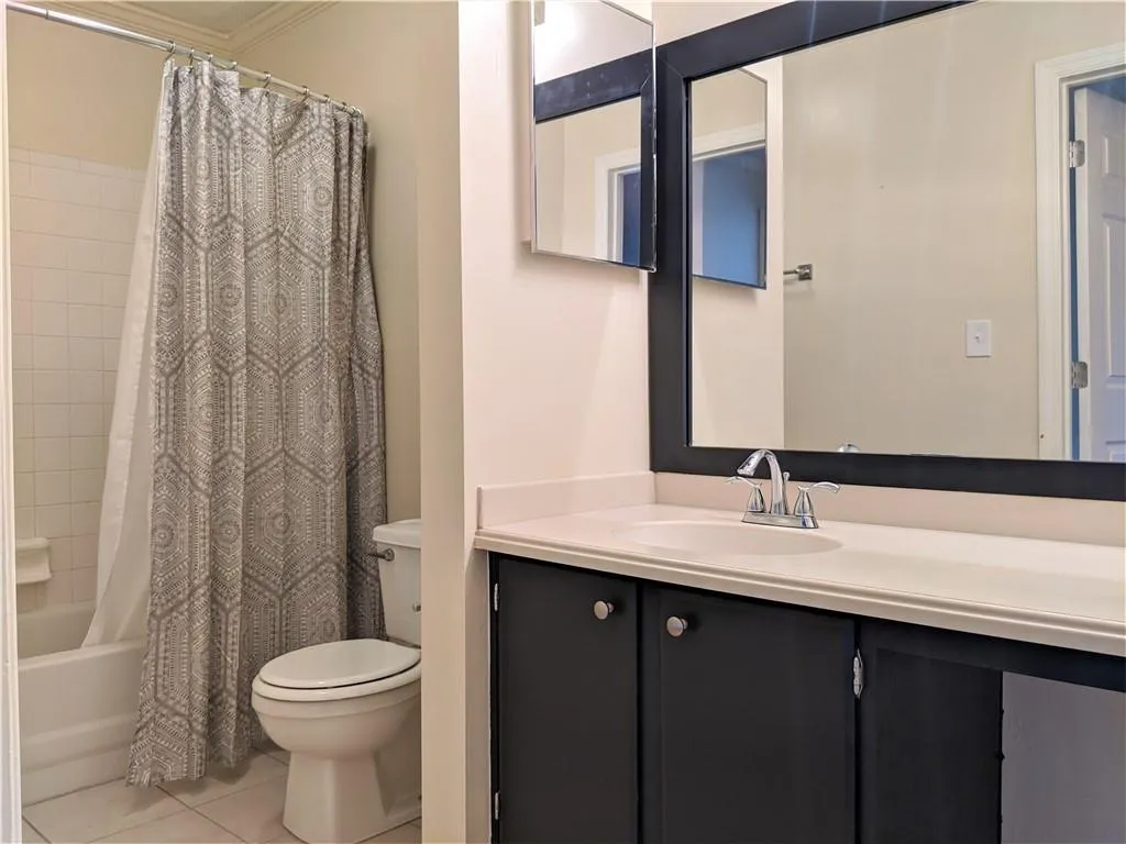638 Granville Court Unit 638, Sandy Springs, Georgia 30328, 2 Bedrooms Bedrooms, ,2 BathroomsBathrooms,Residential,Sold,638 Granville Court Unit 638,6708914