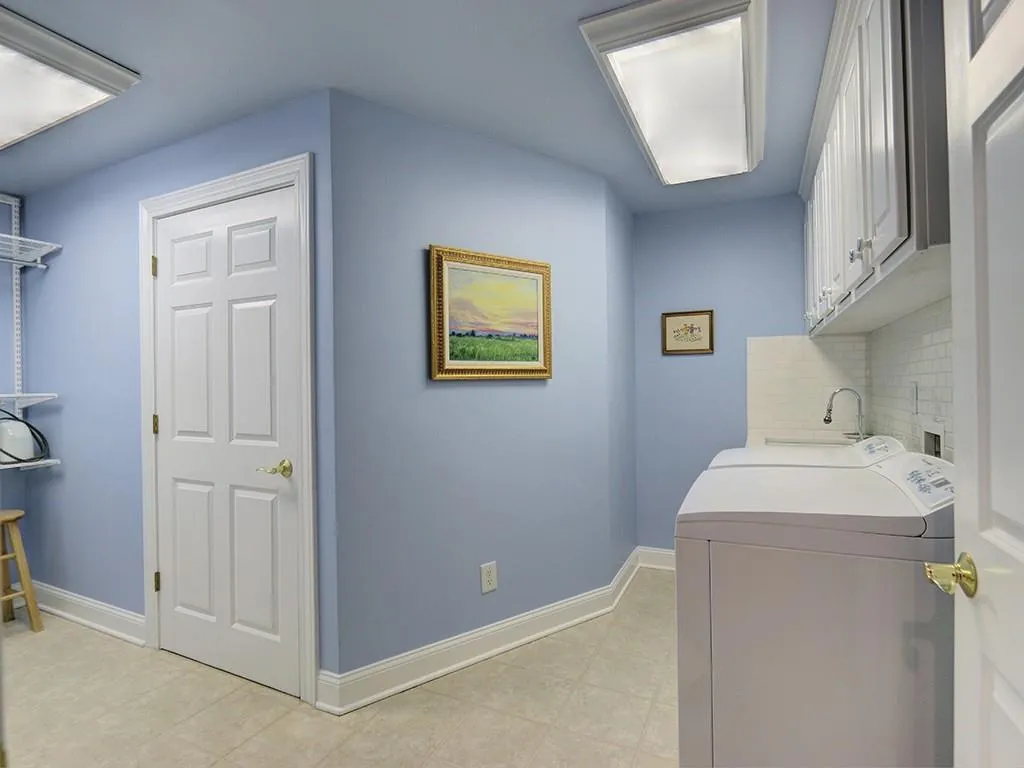 160 Enclave Circle, Atlanta, Georgia 30342, 5 Bedrooms Bedrooms, ,4 BathroomsBathrooms,Residential,Sold,160 Enclave Circle,5883382