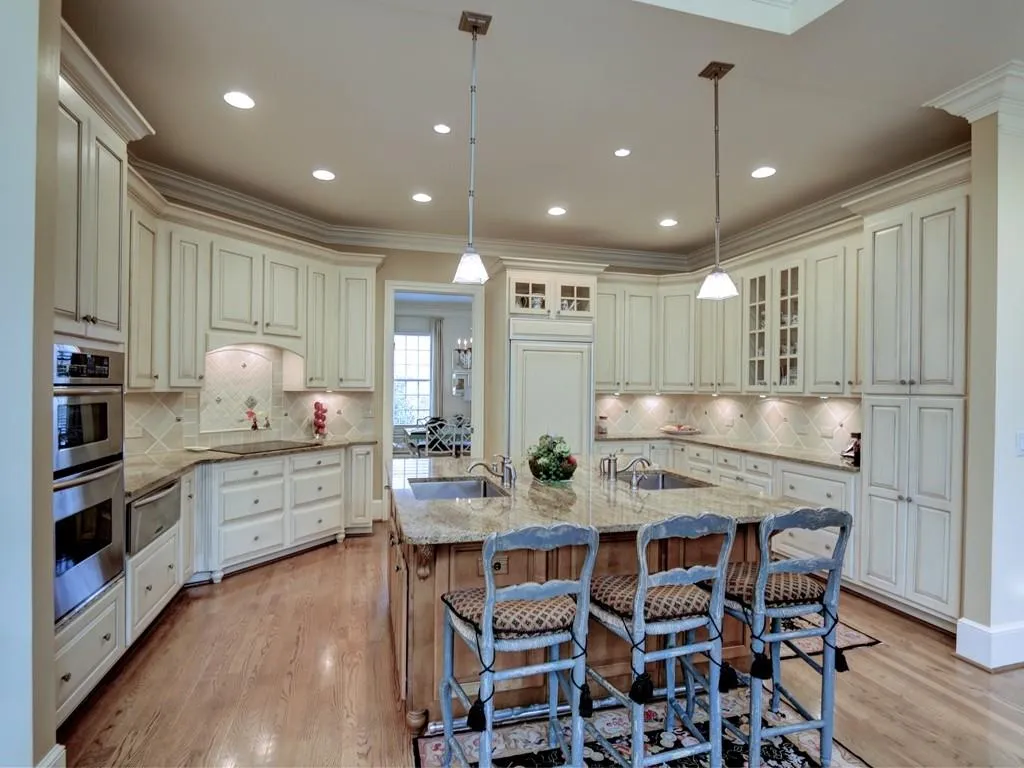 160 Enclave Circle, Atlanta, Georgia 30342, 5 Bedrooms Bedrooms, ,4 BathroomsBathrooms,Residential,Sold,160 Enclave Circle,5883382