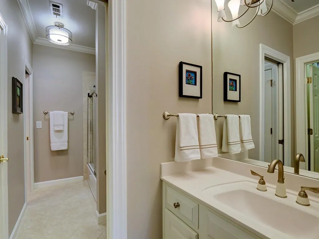 160 Enclave Circle, Atlanta, Georgia 30342, 5 Bedrooms Bedrooms, ,4 BathroomsBathrooms,Residential,Sold,160 Enclave Circle,5883382