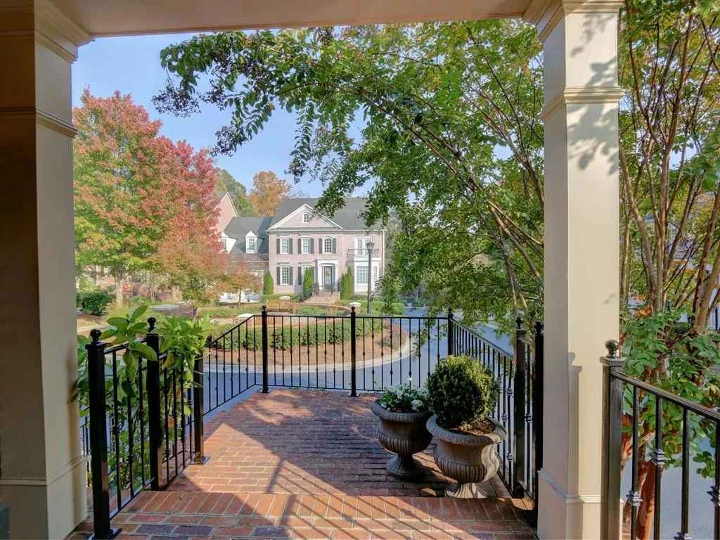 160 Enclave Circle, Atlanta, Georgia 30342, 5 Bedrooms Bedrooms, ,4 BathroomsBathrooms,Residential,Sold,160 Enclave Circle,5883382